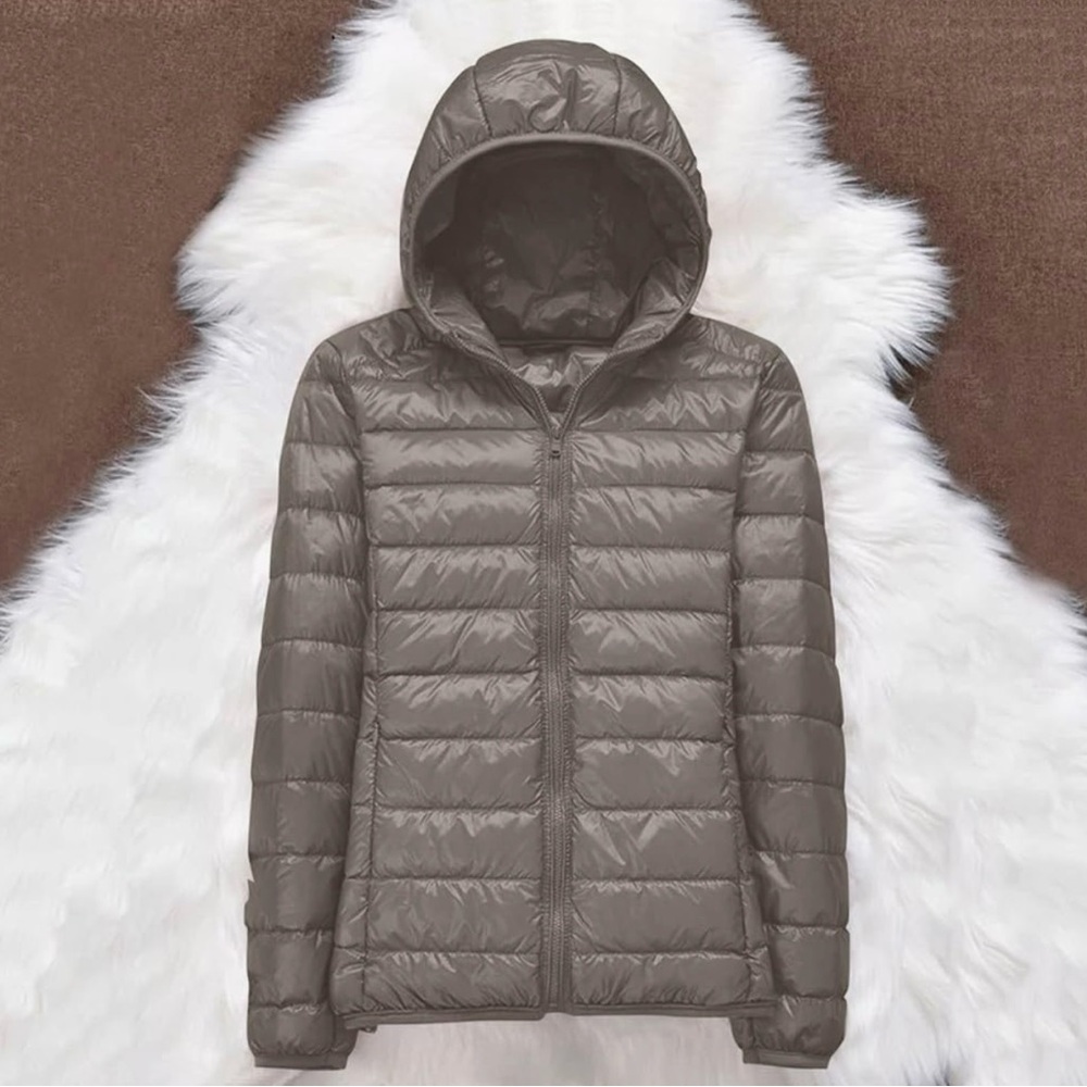 Women's Ultra Light Weight Packable Down Jacket with Removable Hoodie